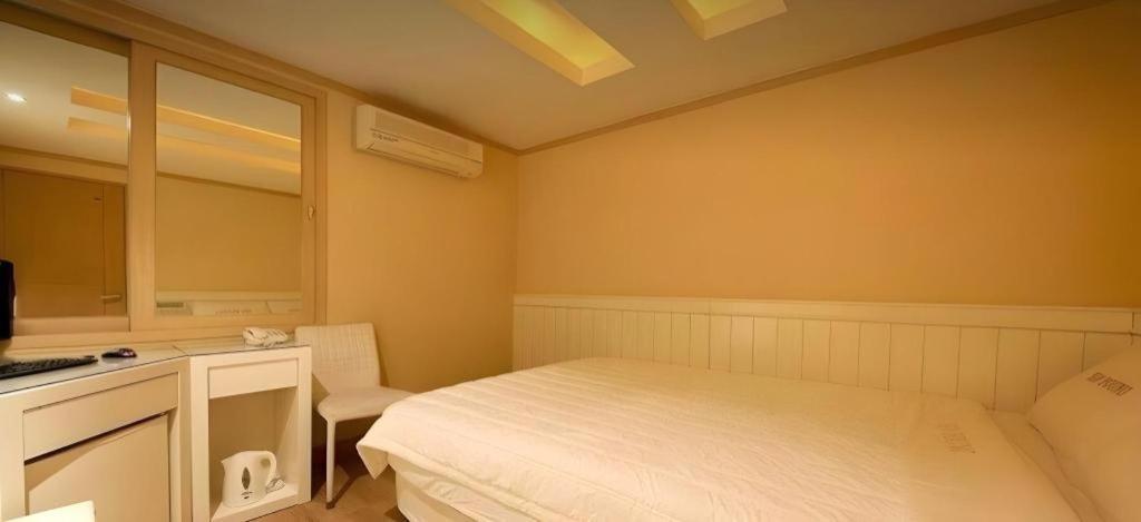 Sinyoung Motel Seul Exterior foto